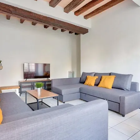 Quartier Notre Dame De Apartment